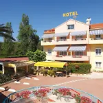 Logis L'esterella 3*