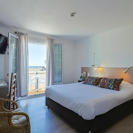 Hotell Logis L'esterella