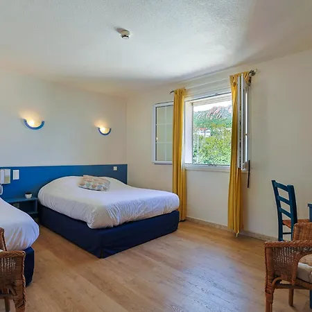 Logis L'esterella Hotel Saint-Raphael (Var)