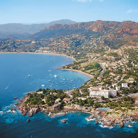 Hotell Logis L'esterella 3*