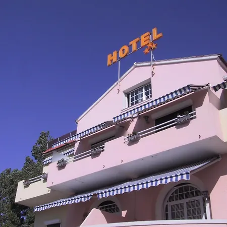 Hotel Logis L'esterella 3*