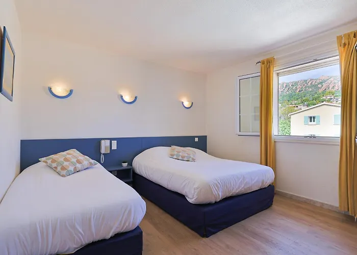 Logis L'esterella Otel Saint-Raphaël