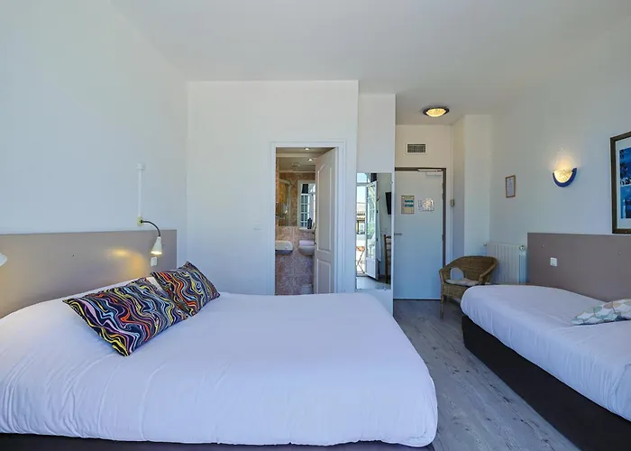 Logis L'esterella Otel Saint-Raphaël