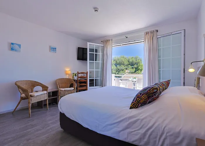 Logis L'esterella 3* Saint-Raphaël