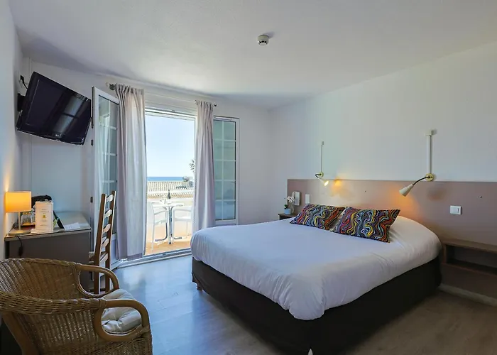 Otel Logis L'esterella
