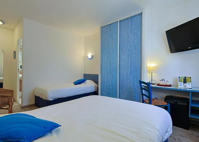 Logis L'esterella 3*