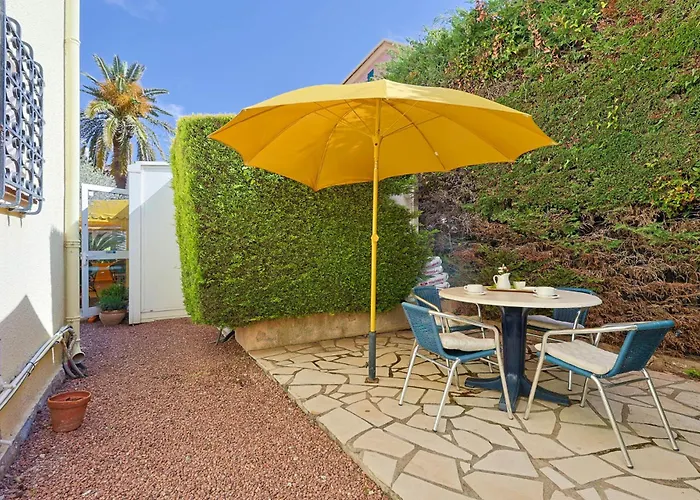 Otel Logis L'esterella 3*